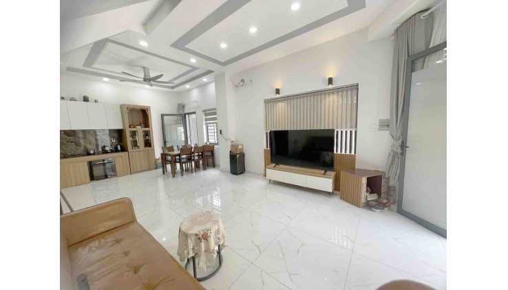Bán nhà LÔ GÓC 2 mặt HẺM XE TẢI 50m2_5.3x10m Gần Vạn Phúc city Hiệp Bình Phước Thủ Đức Chỉ 6,25 tỷ.